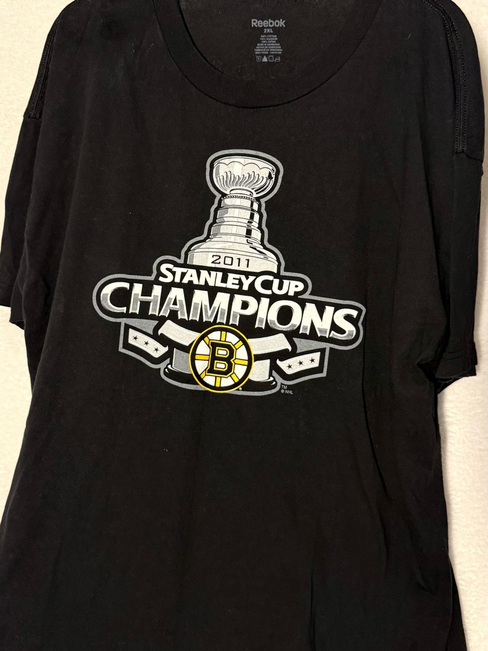 Reebok Boston Bruins 2011 Stanley Cup Champions Black Tee - Size 2XL